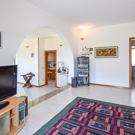 2 Bedroom Cozy Apartment In Grado Exteriér fotografie